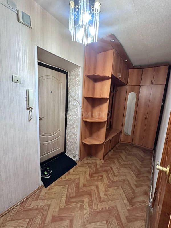 1к на Парина 4