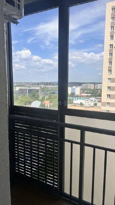 студия на Космонавтов 4
