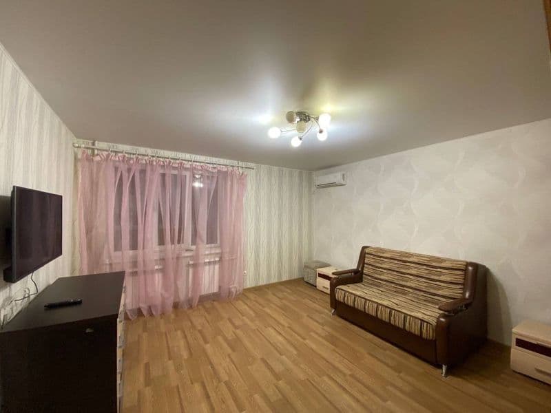 1к на Серова 3