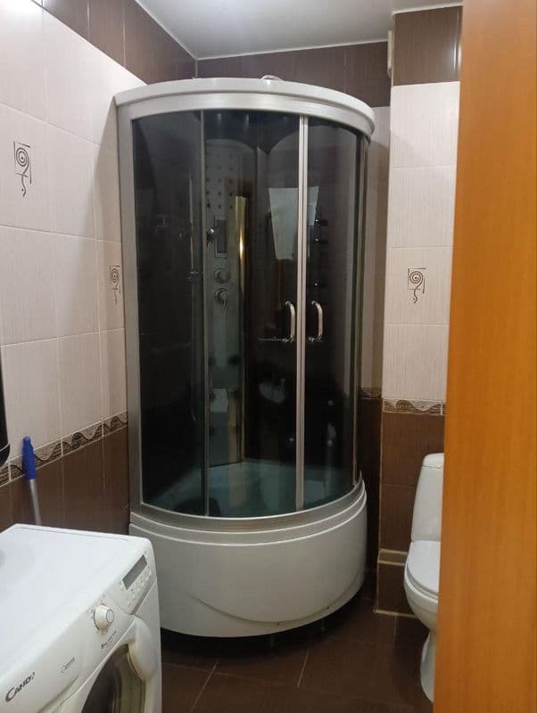 1к на Космонавтов 6