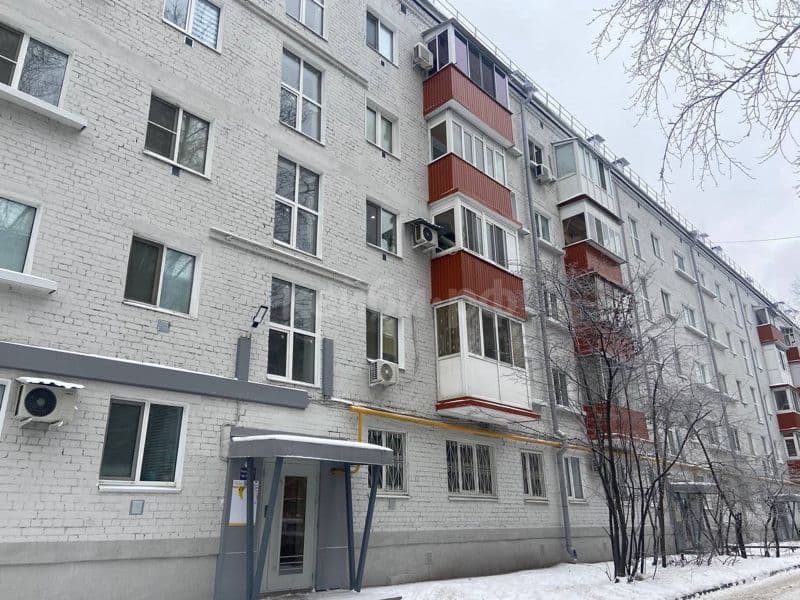 1к на Восстания 13