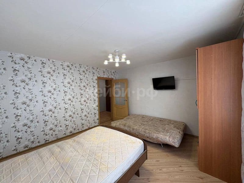 1к Лазарева 5