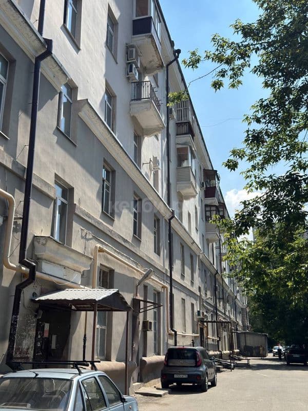 Евро 4к на Павлюхина 27