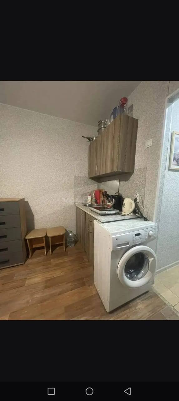 гостинка на ул. Дежнева 1