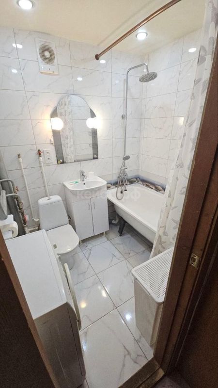 1к Аделя Кутуя — миниатюра 6