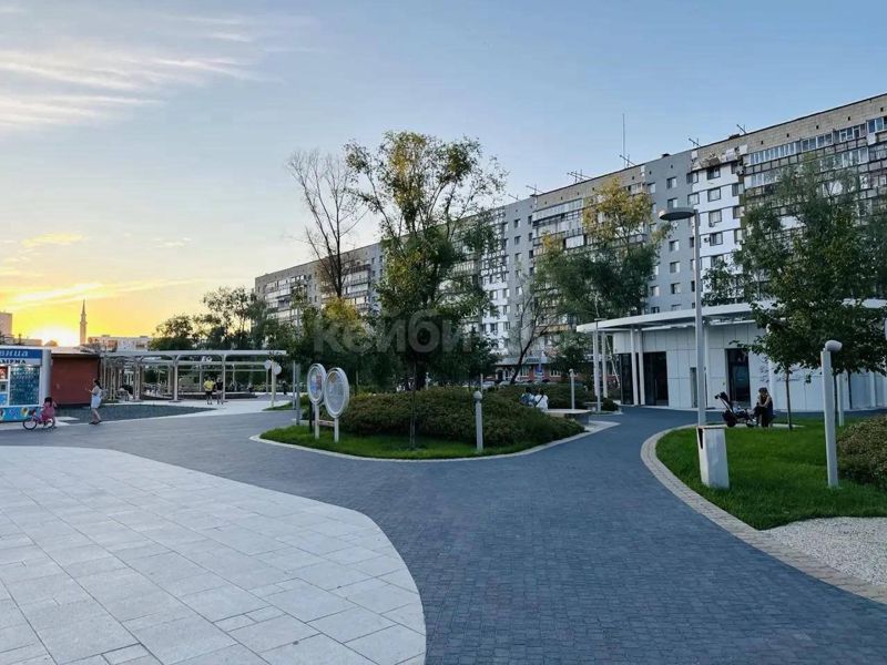 1к Серова — миниатюра 5