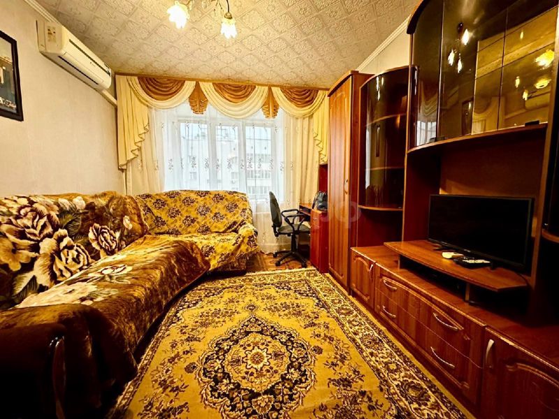Гостинка Амирхана Еники — миниатюра 4