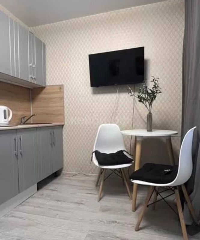 Гостинка Аделя Кутуя — миниатюра 6