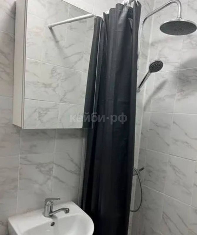 Гостинка Аделя Кутуя — миниатюра 4