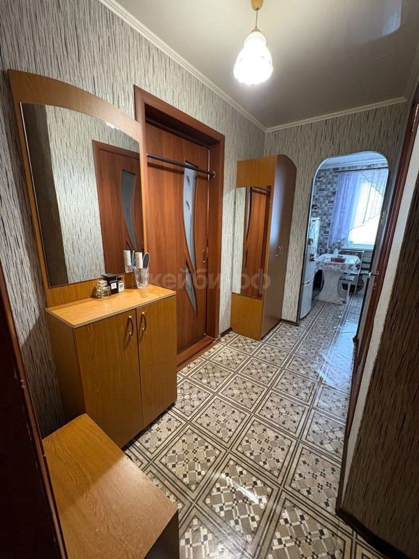 1к Амирхана — миниатюра 3