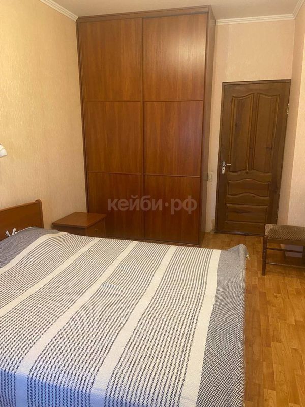 1к Искра — миниатюра 7