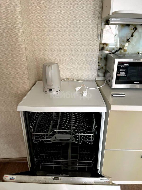 евро-двухкомнатная на Калинина — миниатюра 1