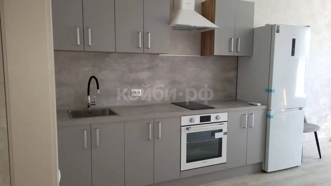 евро-двухкомнатная на Ул Братьев Батталовых — фото 5
